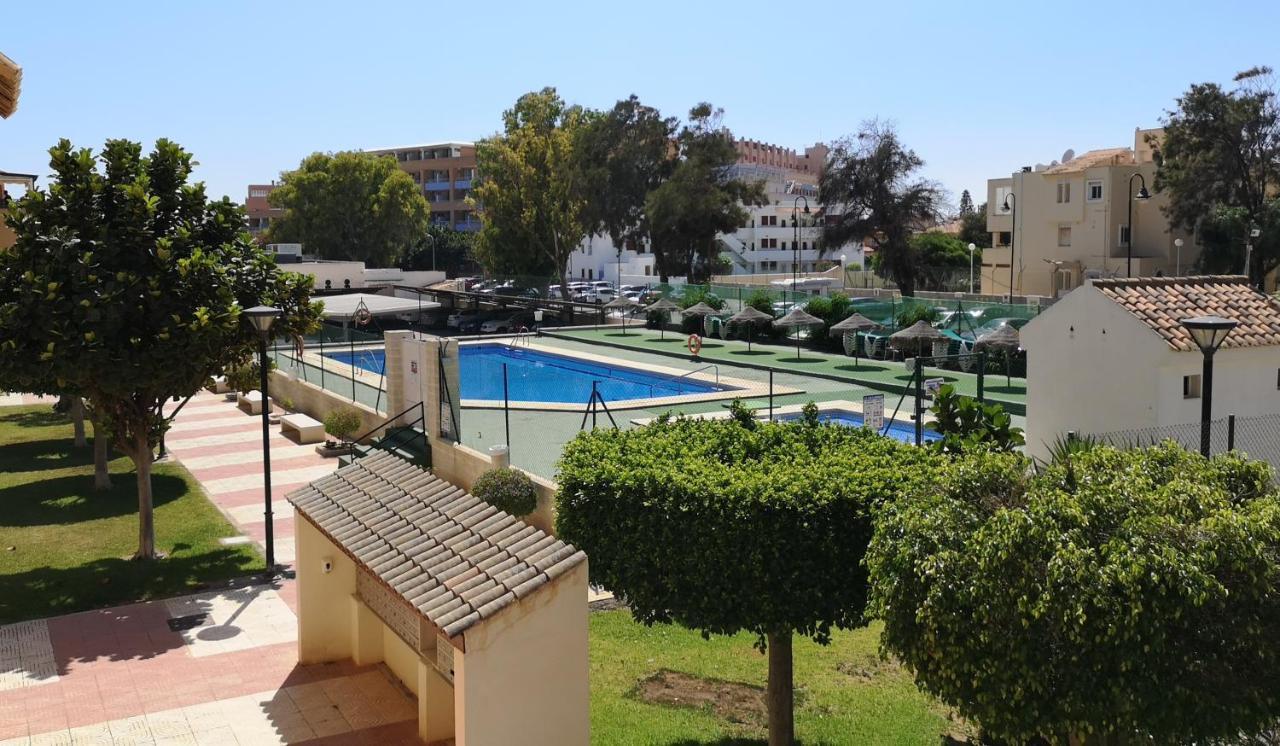 Apartamento Los Flamencos Roquetas de Mar Bagian luar foto